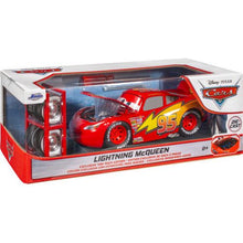 Jada Toys : 1:24 Pixar Cars 3 Lightning Mcqueen with Tire Rack