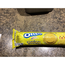 Pikachu Oreos (Choclate and Banana Flavor)
