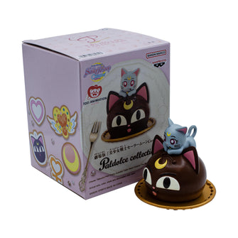 Sailor moon cat figure