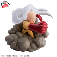 One-Punch Man Diorama Figure - Saitama